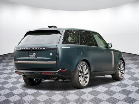 New 2026 Land Rover Range Rover SV AWD/4WD image 8