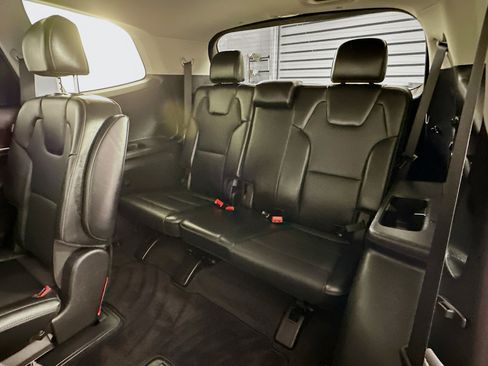 Used 2025 Kia Telluride S FWD image 30
