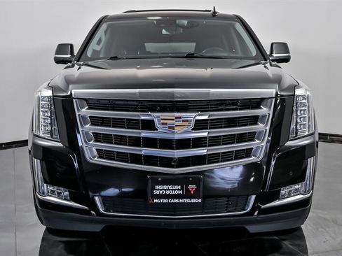 Used 2020 Cadillac Escalade ESV Luxury image 4