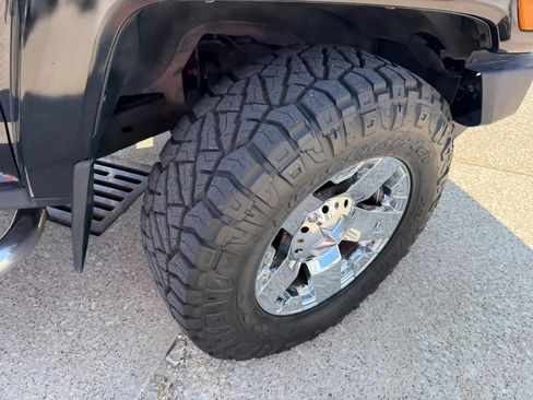 Used 2007 HUMMER H3 AWD/4WD image 9