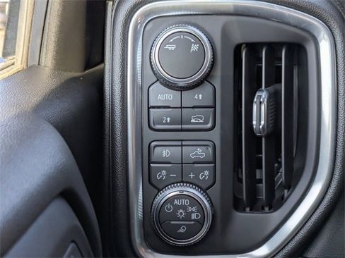 Used 2019 GMC Sierra 1500 SLT image 27