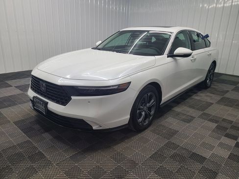 Used 2026 Honda Accord EX-L image 7