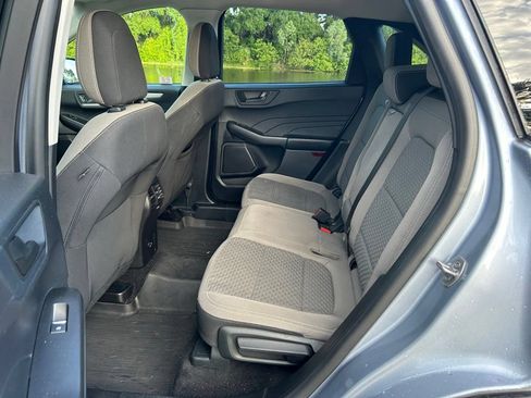 Used 2022 Ford Escape SE w/ Convenience Package FWD image 14