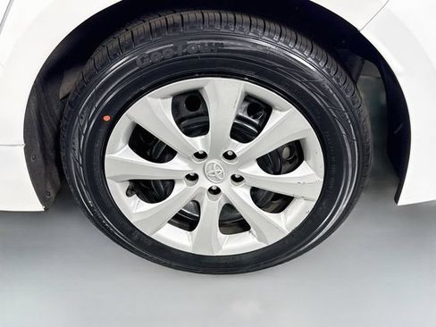 Certified 2024 Toyota Corolla LE FWD image 30