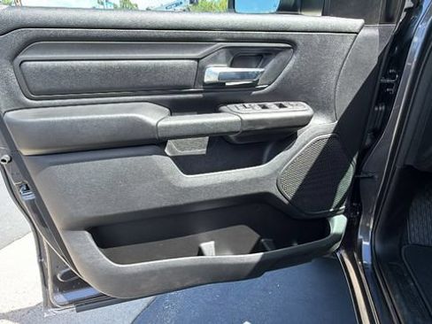 New 2026 RAM 1500 Express AWD/4WD image 19