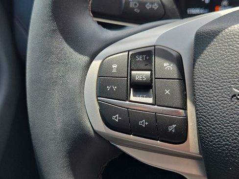 Used 2025 Ford Explorer Active RWD image 26