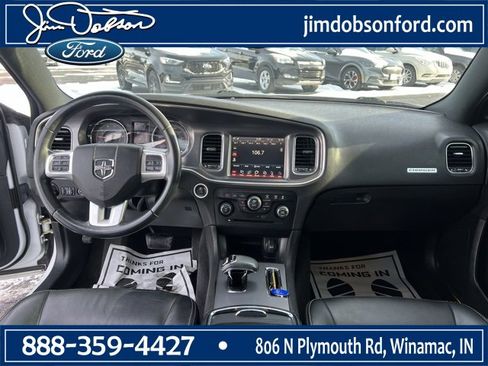 Used 2012 Dodge Charger SXT Plus image 2