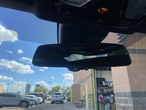 Used 2021 BMW 330e 330e w/ Convenience Package image 40