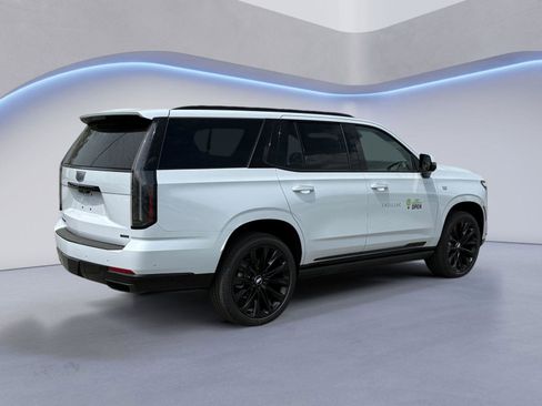 New 2026 Cadillac Escalade Platinum Sport AWD/4WD image 3