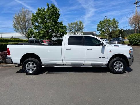 Used 2020 RAM 3500 Big Horn w/ Level 2 Equipment Group image 8