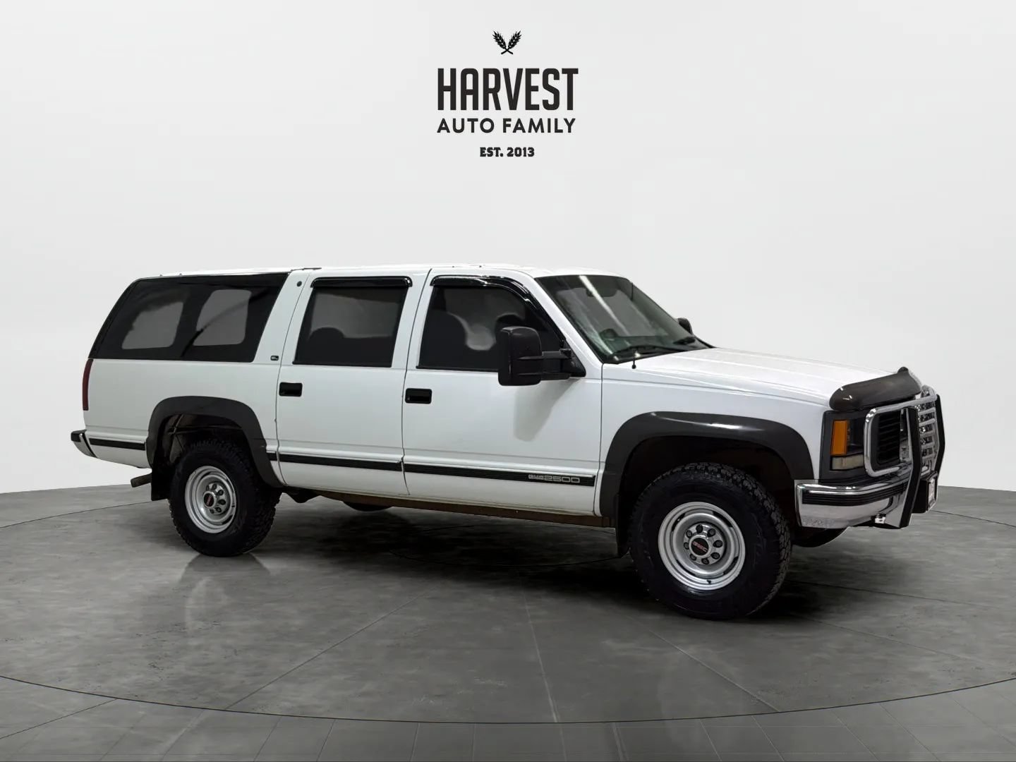 Used 1999 GMC Suburban 2500 AWD/4WD image 9