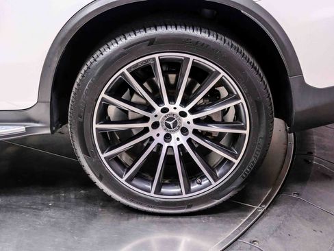Used 2020 Mercedes-Benz GLC 300 4MATIC Coupe image 9