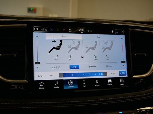 New 2026 Chrysler Pacifica Limited w/ S Appearance Package image 32