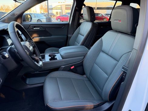 New 2026 GMC Acadia AT4 image 10