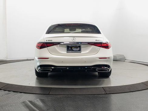 Used 2023 Mercedes-Benz S 580 4MATIC Sedan w/ AMG Line image 33