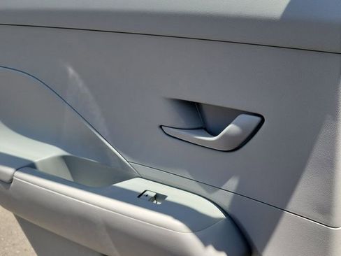 Certified 2026 Hyundai Kona SE FWD image 22