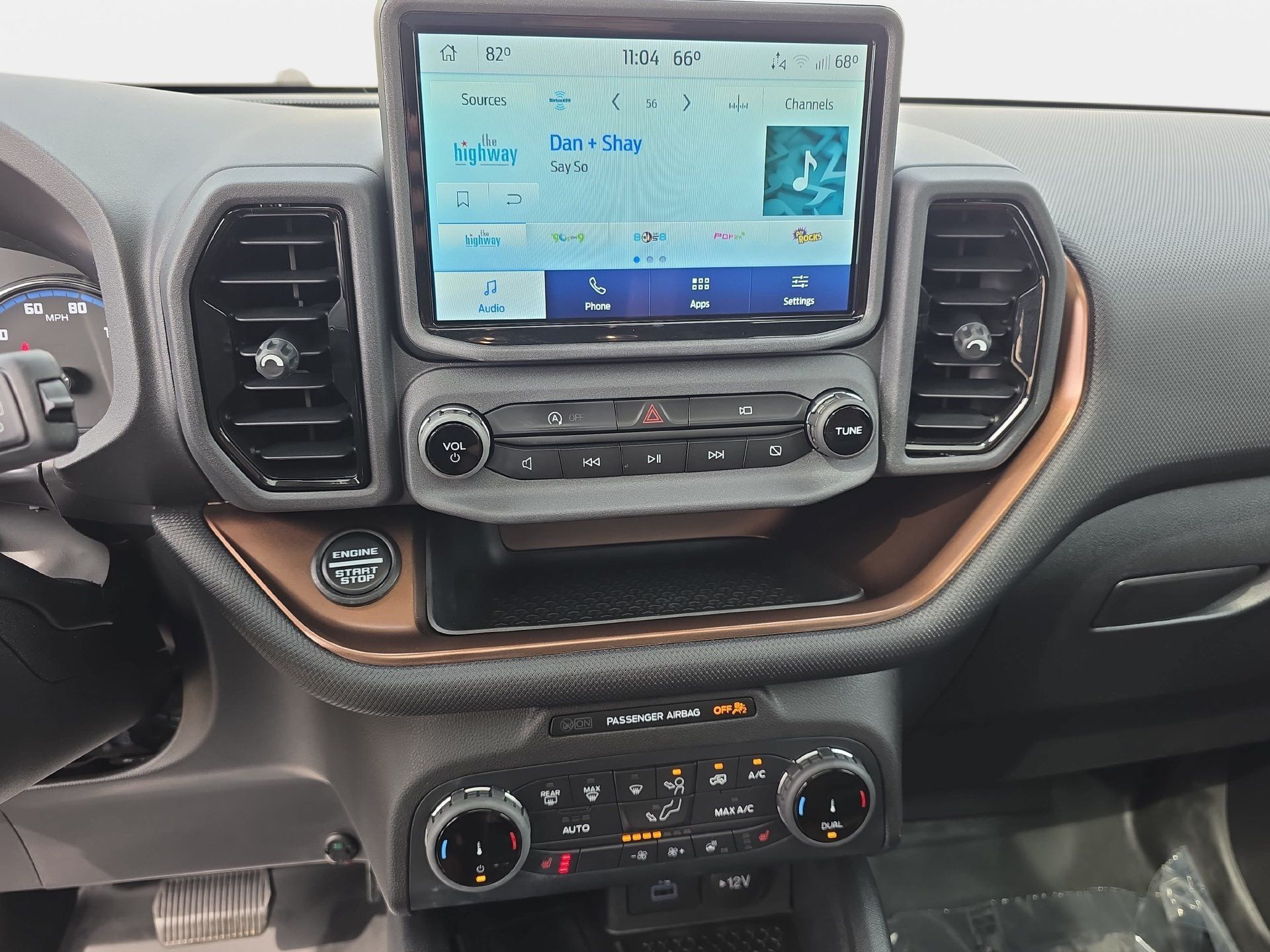 Used 2024 Nissan Altima 2.5 SR w/ SR Premium Package FWD image 19