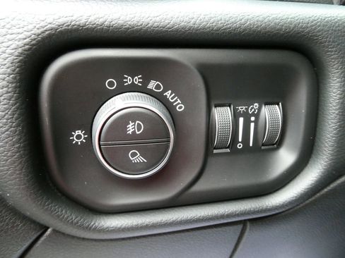 Used 2020 RAM 2500 Laramie AWD/4WD image 27