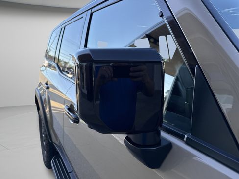 Used 2024 Lexus GX 550 AWD/4WD image 52