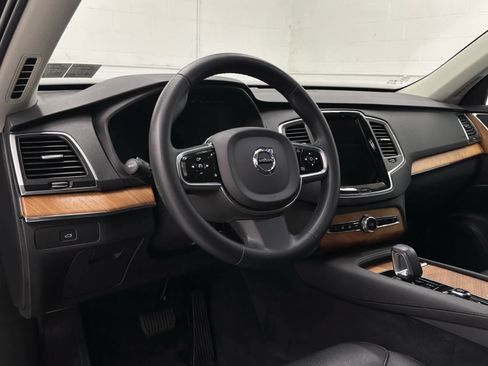 Used 2023 Volvo XC90 B6 Core w/ Protection Package Premier AWD/4WD image 10