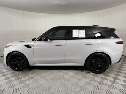 Certified 2023 Land Rover Range Rover Sport SE Dynamic image 3