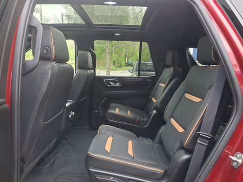 Used 2023 GMC Yukon AT4 w/ LPO, Floor Liner Package AWD/4WD image 11