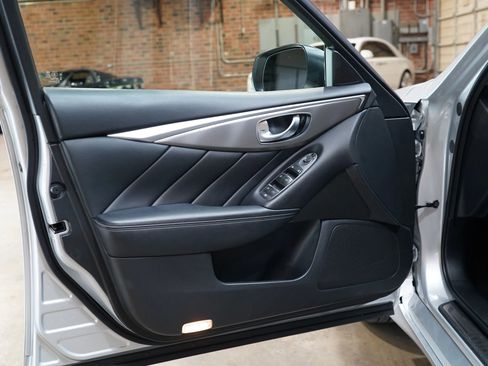 Used 2015 INFINITI Q50 Premium w/ Navigation Package image 34