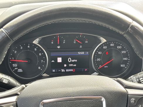 Used 2021 GMC Terrain SLE w/ Driver Convenience Package image 16