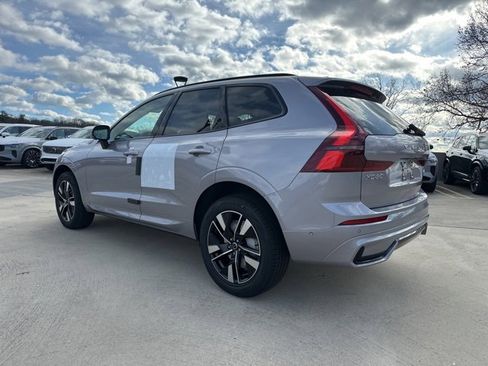 New 2026 Volvo XC60 B5 Plus w/ Climate Package image 5