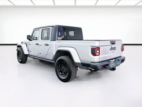 Used 2021 Jeep Gladiator Sport AWD/4WD image 6