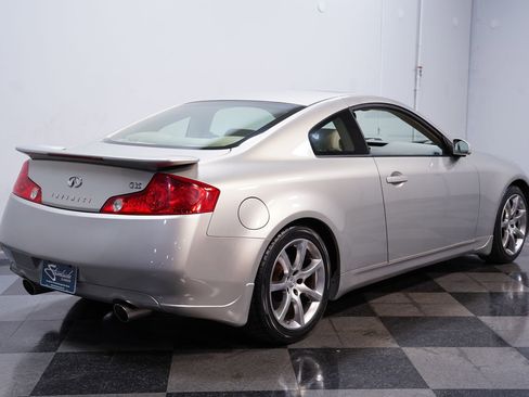 Used 2004 INFINITI G35 Coupe w/ Premium Pkg image 11
