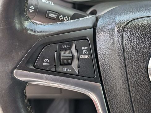 Used 2018 Buick Encore Preferred AWD/4WD image 19