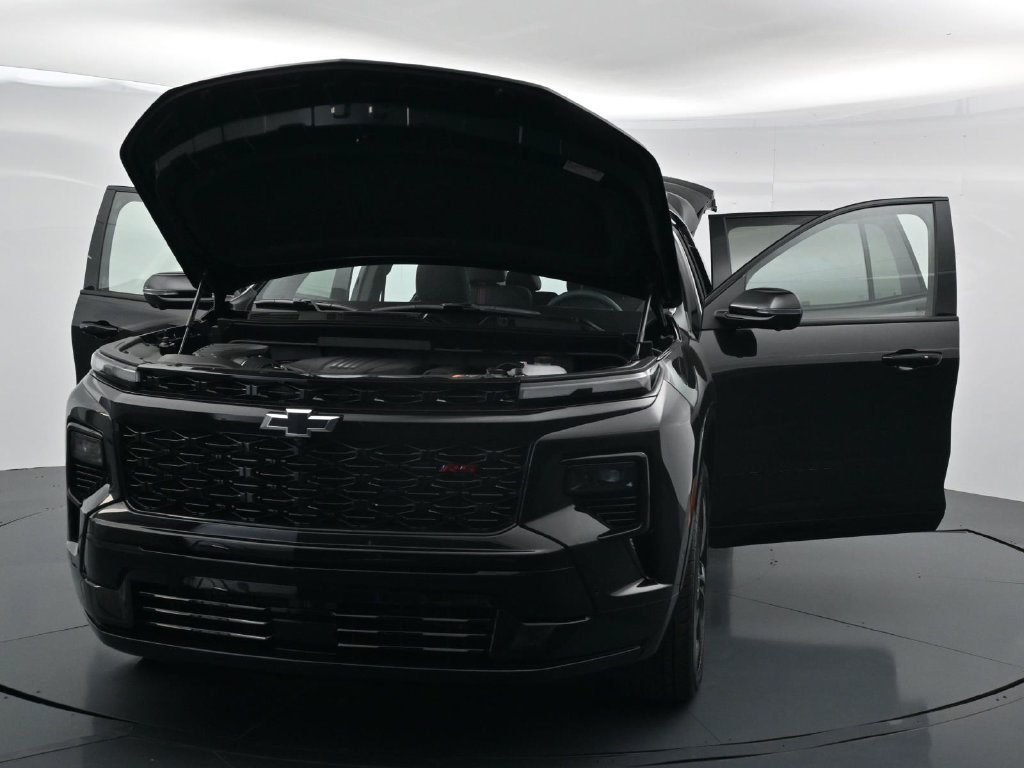 New 2027 Chevrolet Traverse RS FWD image 29