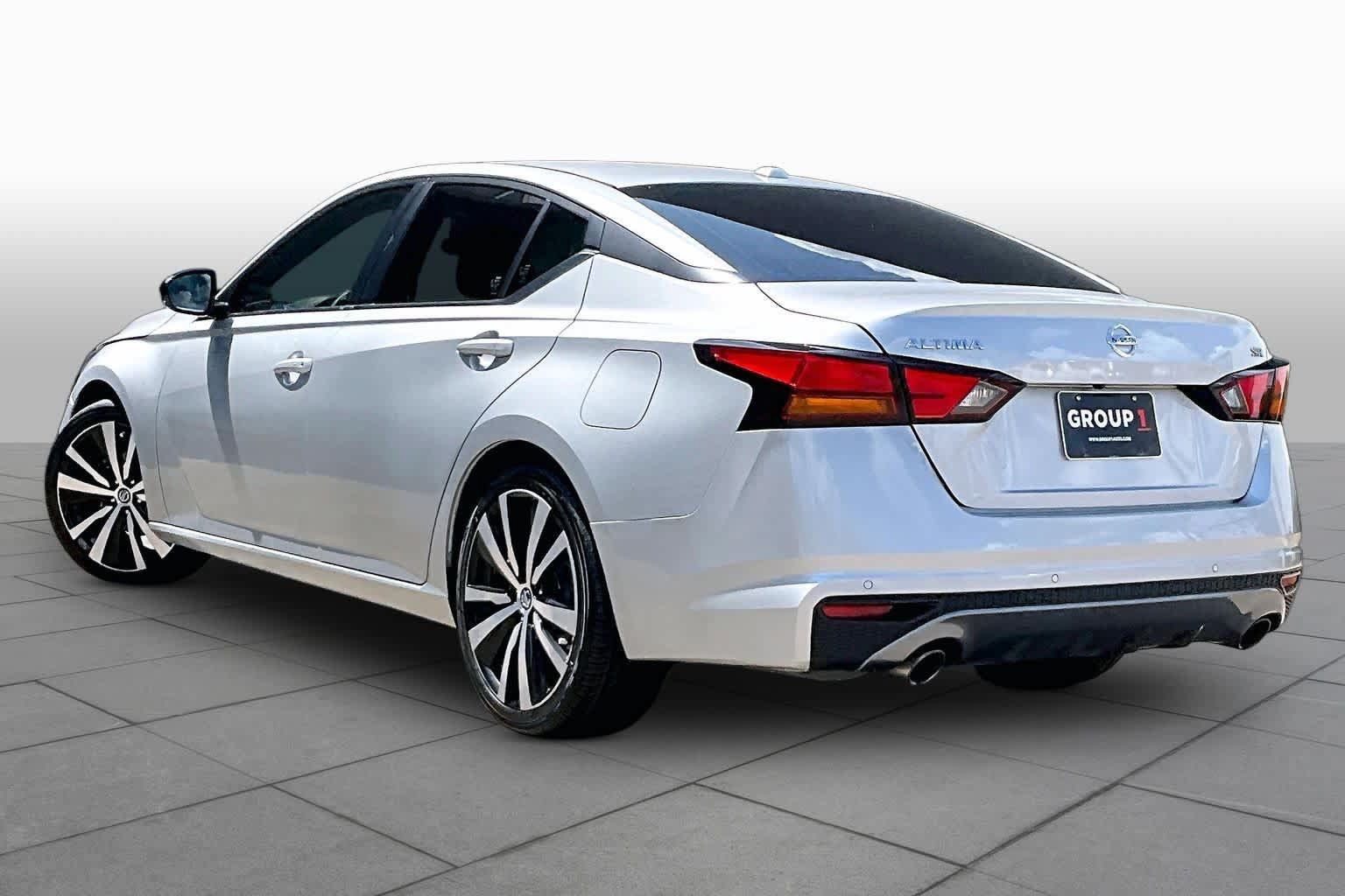 Certified 2022 Nissan Altima 2.5 SR FWD image 12