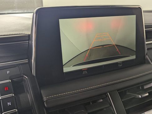 Used 2024 GMC Yukon SLT image 20