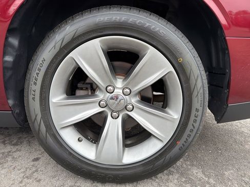 Used 2018 Dodge Challenger SXT image 13