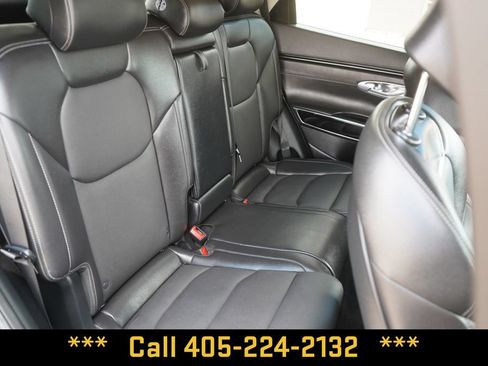 Used 2025 Genesis GV70 2.5T AWD/4WD image 24