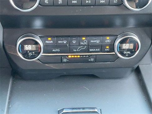 Used 2020 Ford Expedition XLT w/ Equipment Group 201A image 24