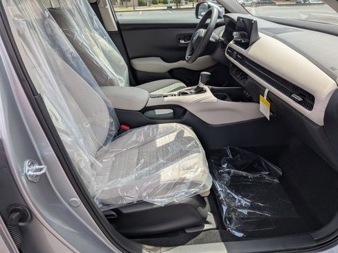 New 2026 Honda HR-V LX image 34