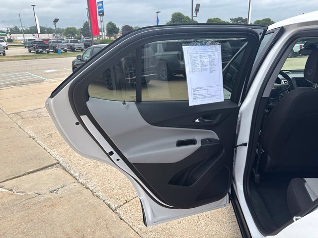 Certified 2024 Chevrolet Equinox LS w/ LS Convenience Package FWD image 16