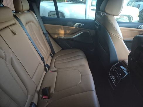 Used 2021 BMW X5 sDrive40i w/ M Sport Package RWD image 29