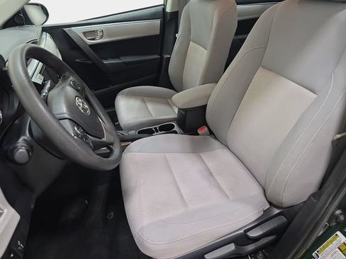 Used 2014 Toyota Corolla LE FWD image 13