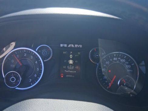Used 2023 RAM 1500 Lone Star AWD/4WD image 7