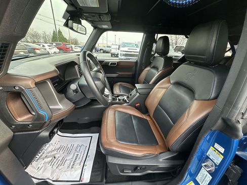 Used 2023 Ford Bronco Outer Banks AWD/4WD image 11