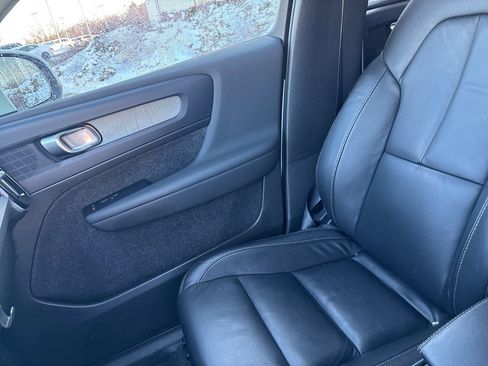 Used 2023 Volvo XC40 B5 Core w/ Protection Package Premier image 26