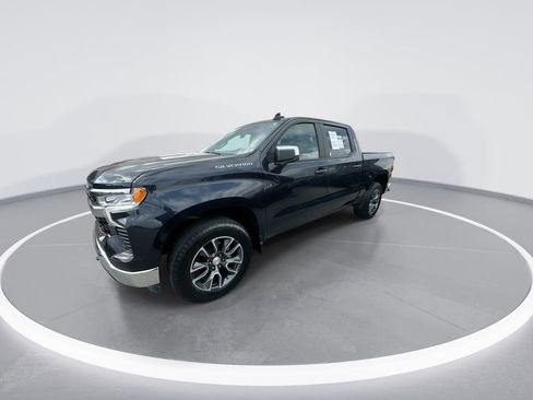 Used 2024 Chevrolet Silverado 1500 LT image 4