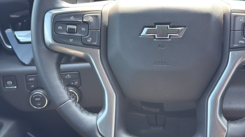 Used 2026 Chevrolet Silverado 1500 LT Trail Boss w/ Convenience Package II AWD/4WD image 20