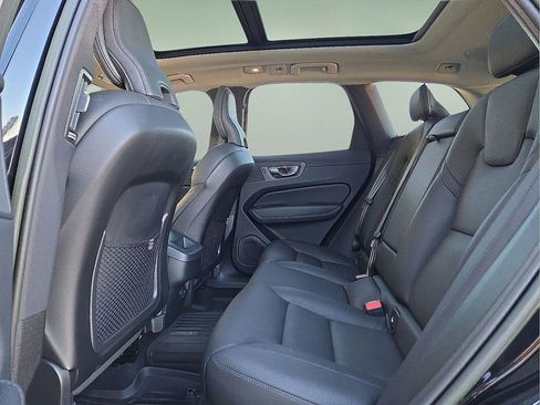 Certified 2023 Volvo XC60 B5 Plus w/ Protection Package Premier image 17