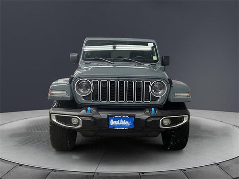 Used 2024 Jeep Wrangler Unlimited Sahara image 8