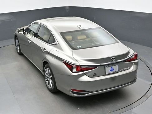 Used 2021 Lexus ES 250 w/ Premium Package AWD/4WD image 42